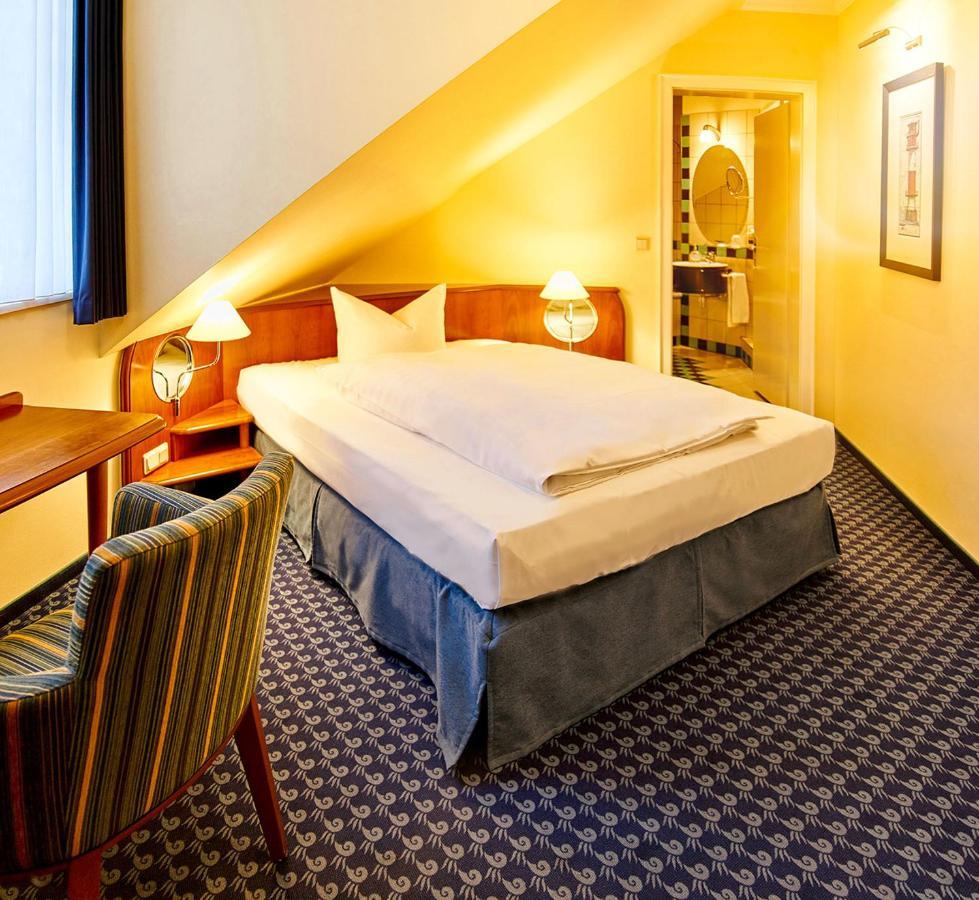 Neptun Hotel Ostseebad Kühlungsborn Екстериор снимка