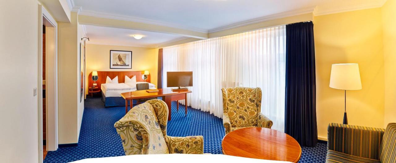 Neptun Hotel Ostseebad Kühlungsborn Стая снимка