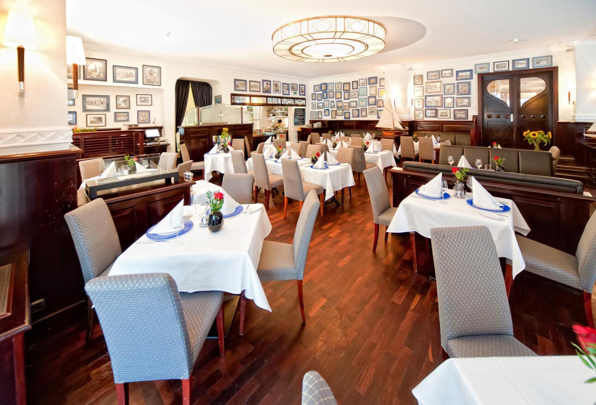 Neptun Hotel Ostseebad Kühlungsborn Екстериор снимка
