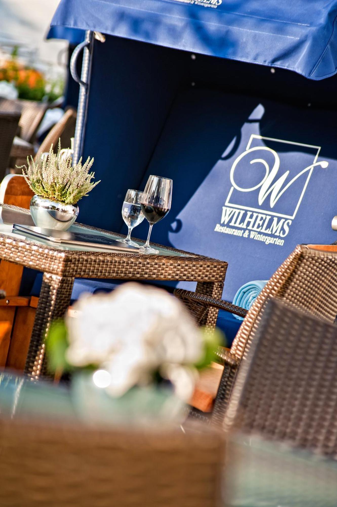 Neptun Hotel Ostseebad Kühlungsborn Екстериор снимка