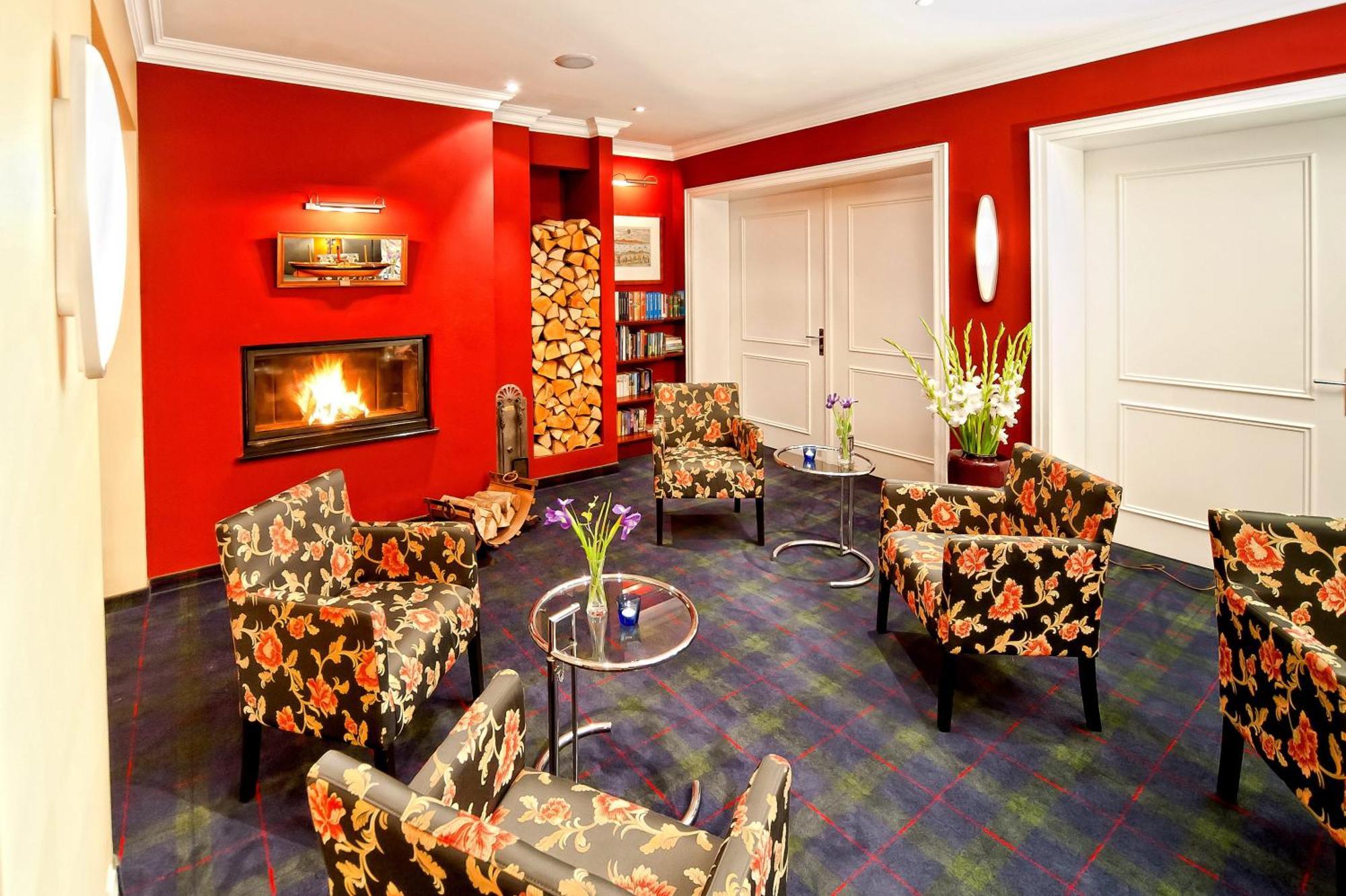 Neptun Hotel Ostseebad Kühlungsborn Екстериор снимка
