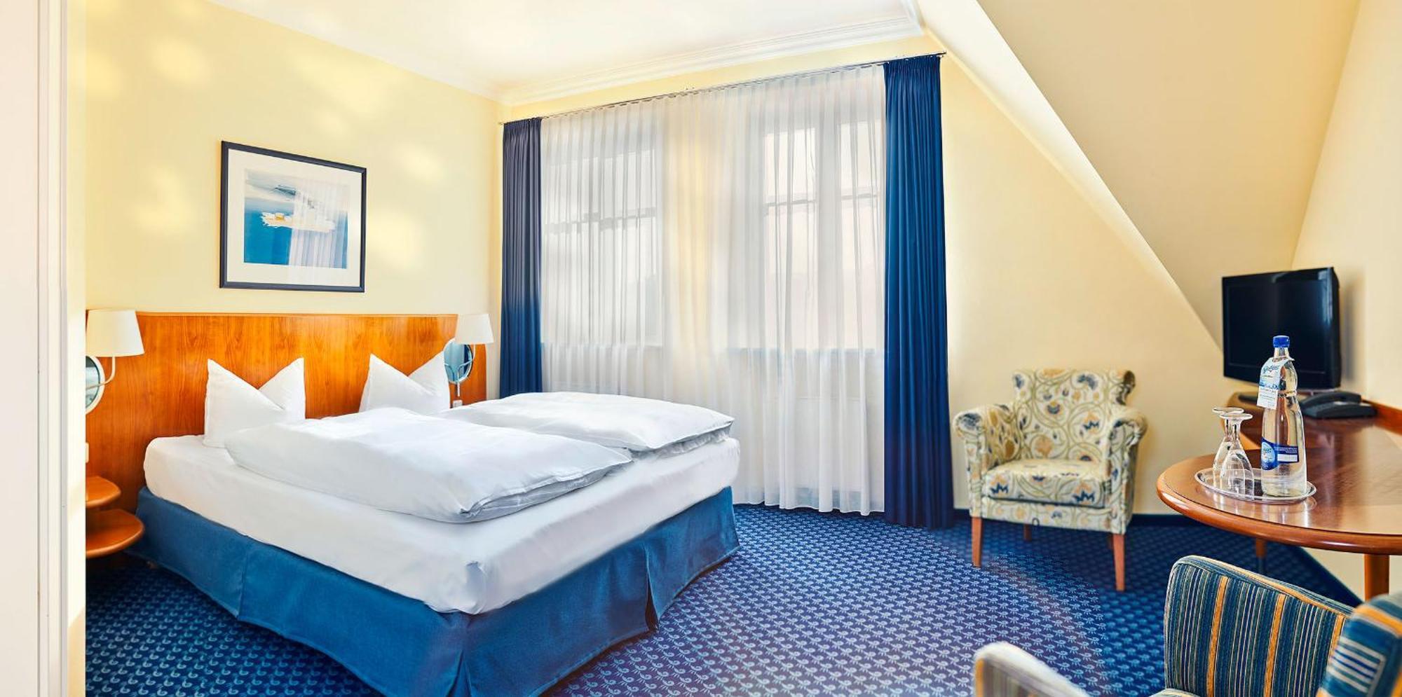 Neptun Hotel Ostseebad Kühlungsborn Стая снимка