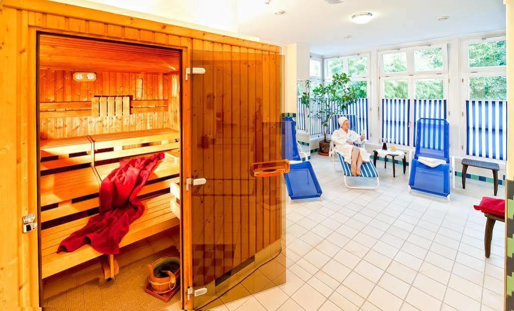 Neptun Hotel Ostseebad Kühlungsborn Екстериор снимка